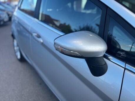 Ford Fiesta 1.25 Zetec Euro 5 5dr 13