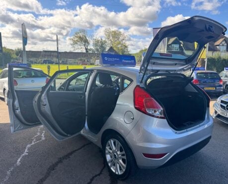 Ford Fiesta 1.25 Zetec Euro 5 5dr 33