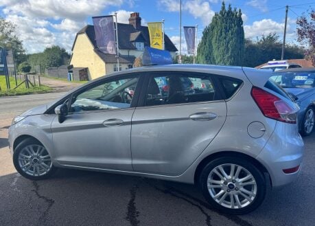 Ford Fiesta 1.25 Zetec Euro 5 5dr 4