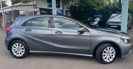 Mercedes-Benz A Class 1.5 A180 CDI SE 7G-DCT Euro 5 (s/s) 5dr 8
