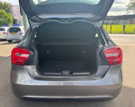 Mercedes-Benz A Class 1.5 A180 CDI SE 7G-DCT Euro 5 (s/s) 5dr 31
