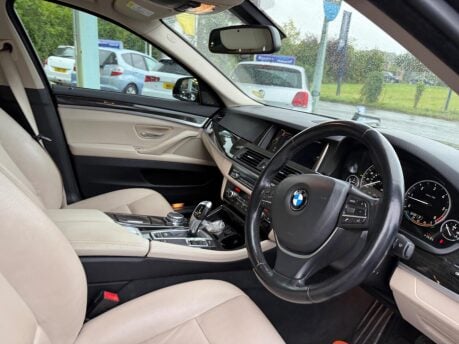 BMW 5 Series 2.0 520d Luxury Auto Euro 6 (s/s) 4dr 10