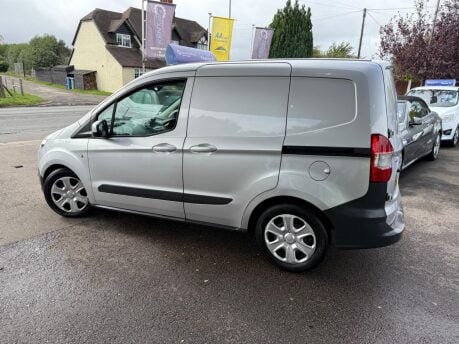 Ford Transit Courier 1.6 TDCi Trend L1 Euro 5 5dr 10