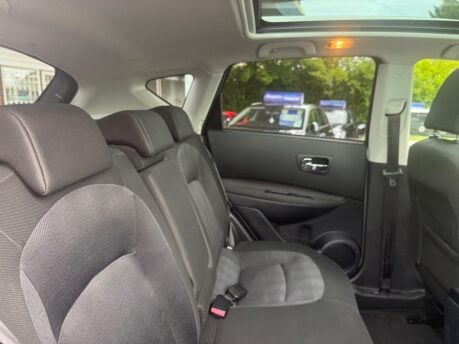 Nissan Qashqai 1.5 dCi n-tec 2WD Euro 4 5dr 21