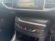 Peugeot 308 1.6 e-HDi Feline Euro 5 (s/s) 5dr 22