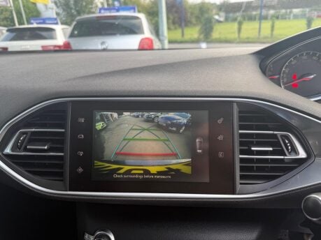 Peugeot 308 1.6 e-HDi Feline Euro 5 (s/s) 5dr 25