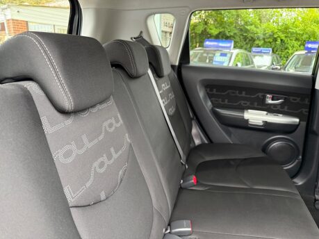 Kia Soul 1.6 CRDi 2 Auto Euro 5 5dr 23