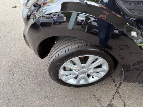 Kia Soul 1.6 CRDi 2 Auto Euro 5 5dr 24