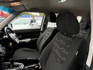 Kia Soul 1.6 CRDi 2 Auto Euro 5 5dr 33
