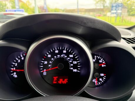 Kia Soul 1.6 CRDi 2 Auto Euro 5 5dr 28