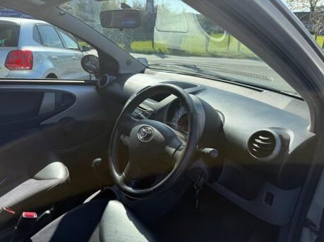 Toyota Aygo 1.0 VVT-i Ice Euro 5 5dr 12