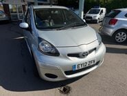 Toyota Aygo 1.0 VVT-i Ice Euro 5 5dr 8