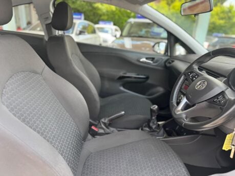 Vauxhall Corsa 1.4i ecoTEC Active Euro 6 3dr 28
