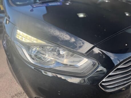 Ford S-Max 2.0 TDCi Titanium Euro 6 (s/s) 5dr 10