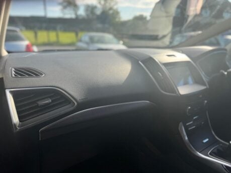 Ford S-Max 2.0 TDCi Titanium Euro 6 (s/s) 5dr 30