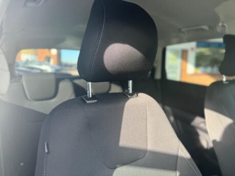 Ford S-Max 2.0 TDCi Titanium Euro 6 (s/s) 5dr 23