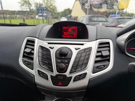 Ford Fiesta 1.25 Zetec Euro 5 5dr 15