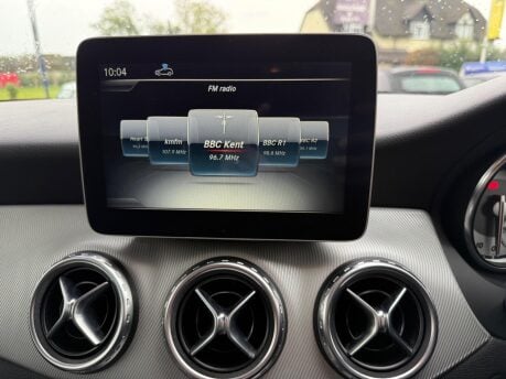 Mercedes-Benz GLA 2.1 GLA200d Sport 7G-DCT Euro 6 (s/s) 5dr 14