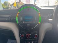 Mini Hatch 1.5 Cooper Euro 6 (s/s) 3dr 22