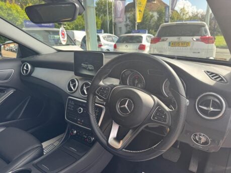 Mercedes-Benz GLA 2.1 GLA200d Sport 7G-DCT Euro 6 (s/s) 5dr 26