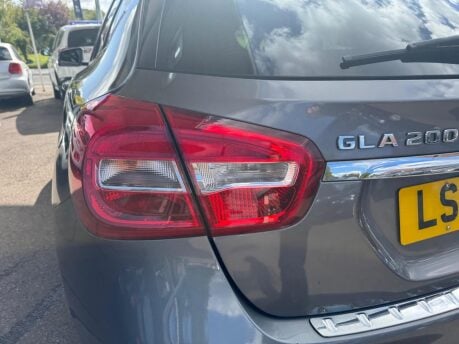 Mercedes-Benz GLA 2.1 GLA200d Sport 7G-DCT Euro 6 (s/s) 5dr 12