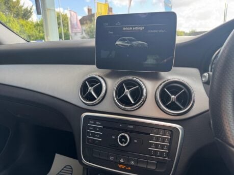 Mercedes-Benz GLA 2.1 GLA200d Sport 7G-DCT Euro 6 (s/s) 5dr 22