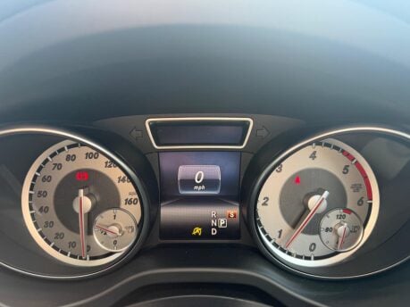 Mercedes-Benz GLA 2.1 GLA200d Sport 7G-DCT Euro 6 (s/s) 5dr 20