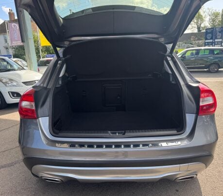 Mercedes-Benz GLA 2.1 GLA200d Sport 7G-DCT Euro 6 (s/s) 5dr 32