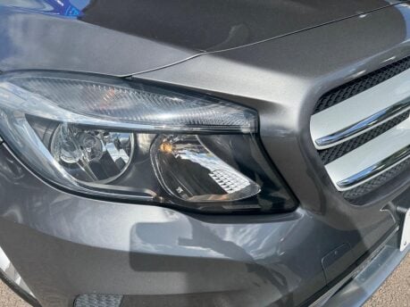 Mercedes-Benz GLA 2.1 GLA200d Sport 7G-DCT Euro 6 (s/s) 5dr 11