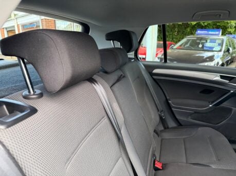 Volkswagen Golf 1.6 TDI BlueMotion Tech Match Edition DSG Euro 6 (s/s) 5dr 36