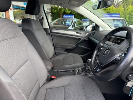 Volkswagen Golf 1.6 TDI BlueMotion Tech Match Edition DSG Euro 6 (s/s) 5dr 32
