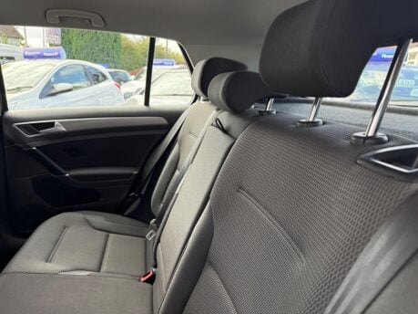 Volkswagen Golf 1.6 TDI BlueMotion Tech Match Edition DSG Euro 6 (s/s) 5dr 39