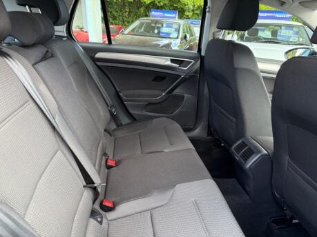 Volkswagen Golf 1.6 TDI BlueMotion Tech Match Edition DSG Euro 6 (s/s) 5dr 35