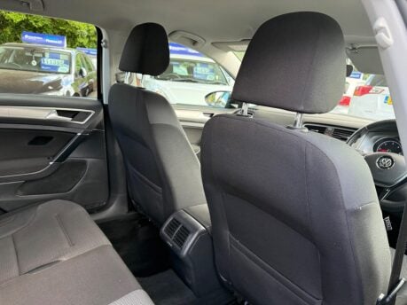 Volkswagen Golf 1.6 TDI BlueMotion Tech Match Edition DSG Euro 6 (s/s) 5dr 37