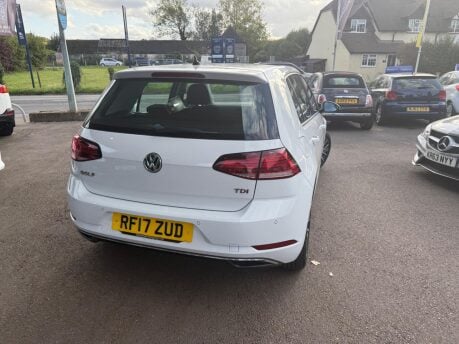 Volkswagen Golf 1.6 TDI BlueMotion Tech SE Nav Euro 6 (s/s) 5dr 5
