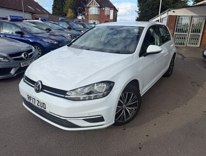 Volkswagen Golf 1.6 TDI BlueMotion Tech SE Nav Euro 6 (s/s) 5dr