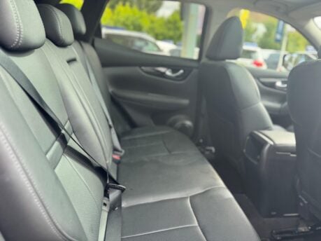 Nissan Qashqai 1.6 dCi Tekna 2WD Euro 6 (s/s) 5dr 6
