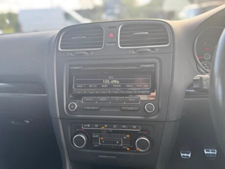 Volkswagen Golf 2.0 TDI BlueMotion Tech GT Cabriolet Euro 5 (s/s) 2dr 10