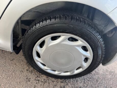 Toyota Aygo 1.0 VVT-i Ice Euro 5 5dr 16