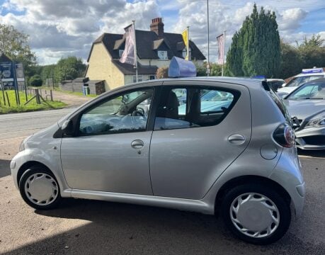 Toyota Aygo 1.0 VVT-i Ice Euro 5 5dr 4