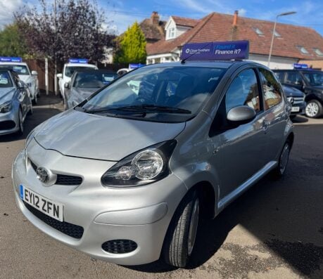 Toyota Aygo 1.0 VVT-i Ice Euro 5 5dr 3