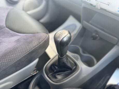 Toyota Aygo 1.0 VVT-i Ice Euro 5 5dr 22