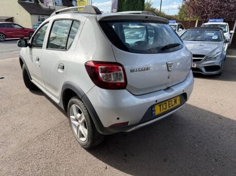 Dacia Sandero Stepway 1.5 dCi Laureate Euro 6 (s/s) 5dr 4