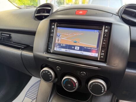 Mazda 2 1.3 Venture Euro 5 5dr 31