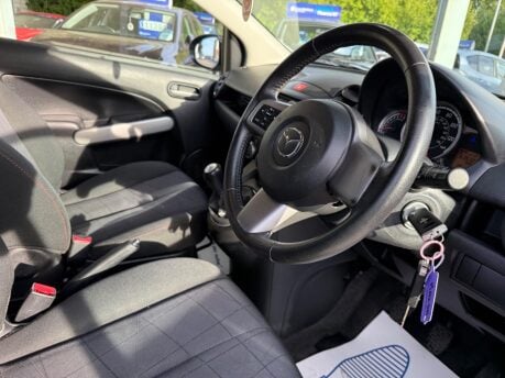 Mazda 2 1.3 Venture Euro 5 5dr 19