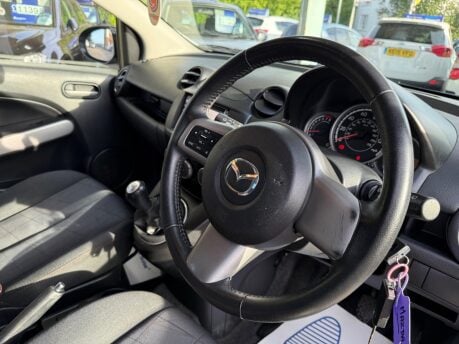 Mazda 2 1.3 Venture Euro 5 5dr 34