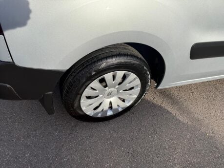 Citroen Berlingo 1.6 BlueHDi 625 Enterprise L1 5dr 18