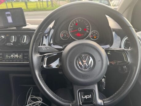 Volkswagen Up 1.0 up! Black Euro 5 3dr 10