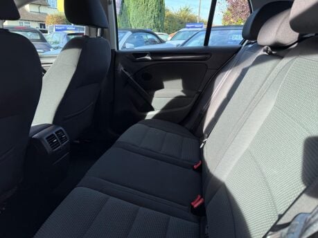 Volkswagen Golf 1.6 TDI Match DSG Euro 5 5dr 37