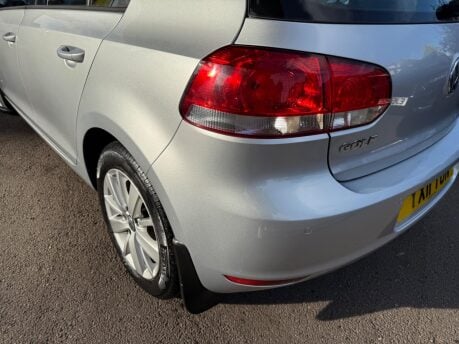 Volkswagen Golf 1.6 TDI Match DSG Euro 5 5dr 18
